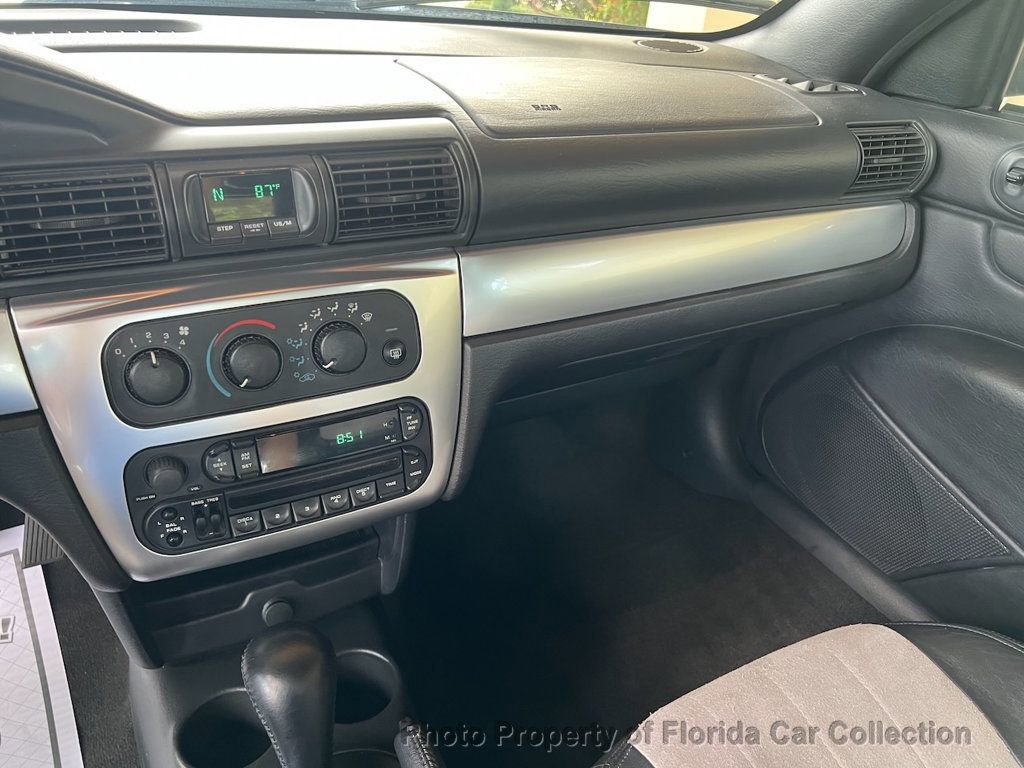 Used 2004 Chrysler Sebring LXi image 12