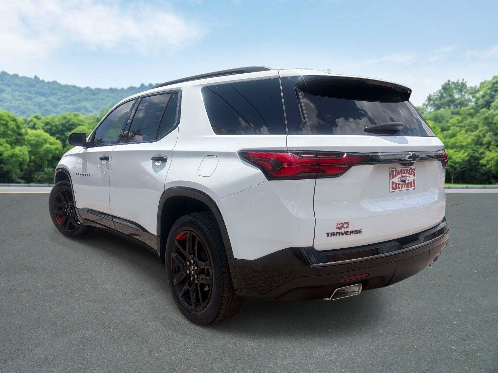 Used 2022 Chevrolet Traverse Premier w/ Redline Edition FWD image 25