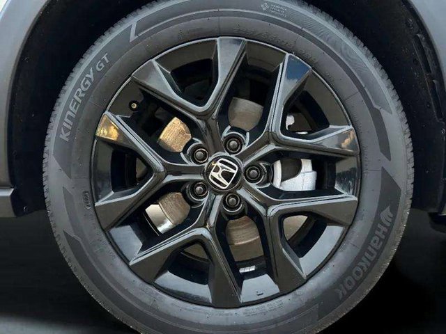 Certified 2025 Honda HR-V Sport image 32