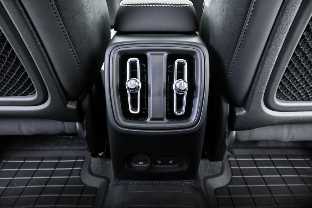 Certified 2024 Volvo XC40 Recharge Plus w/ Protection Package Premier image 21