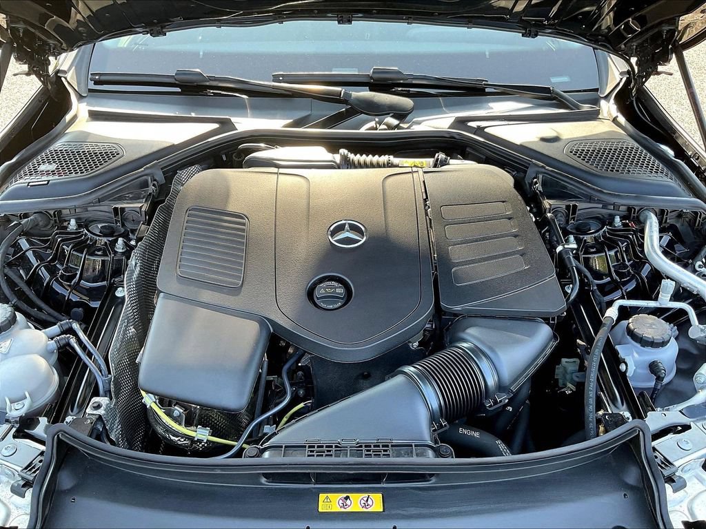 Used 2024 Mercedes-Benz E 350 4MATIC Sedan image 32