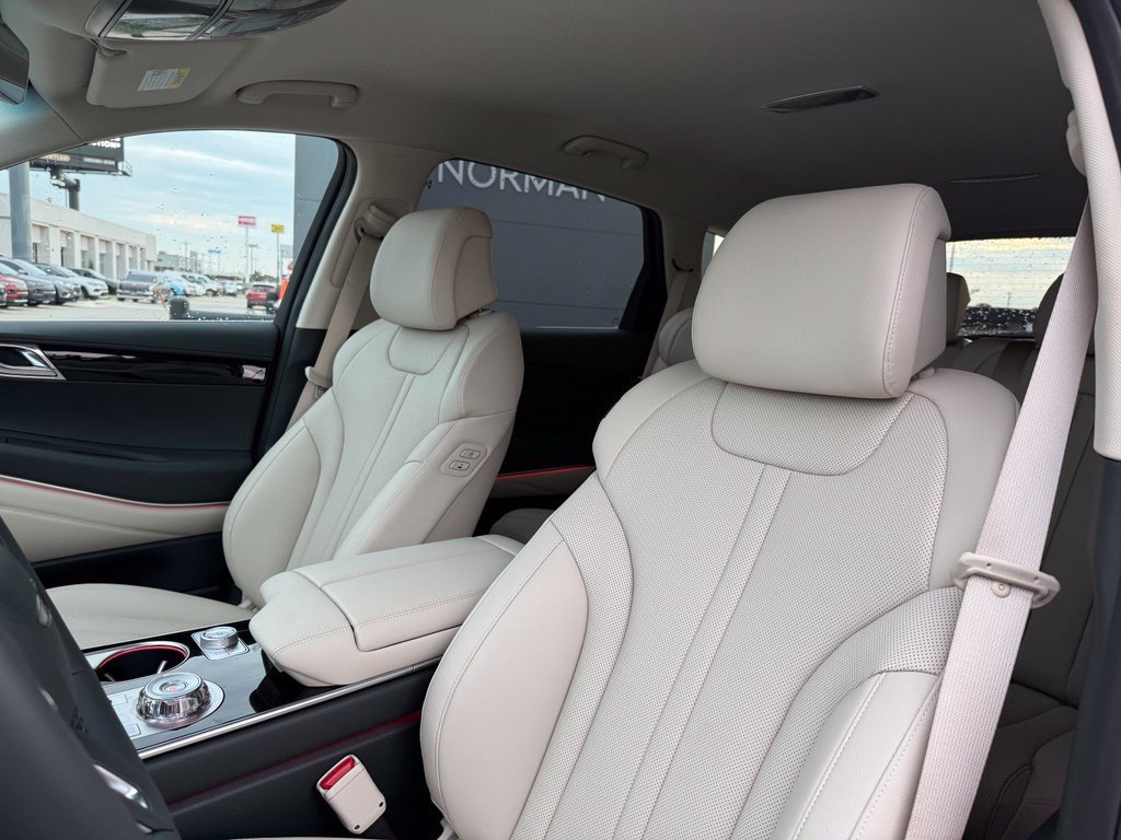 New 2027 Genesis GV80 2.5T AWD/4WD image 17