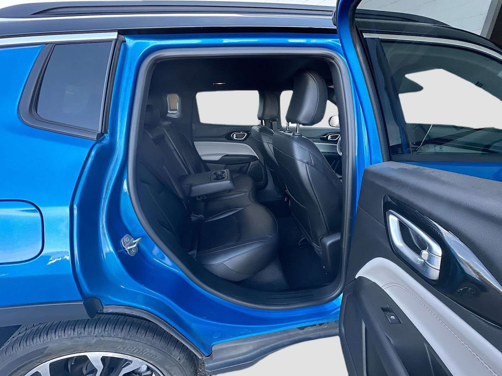 Used 2024 Jeep Compass Limited image 27