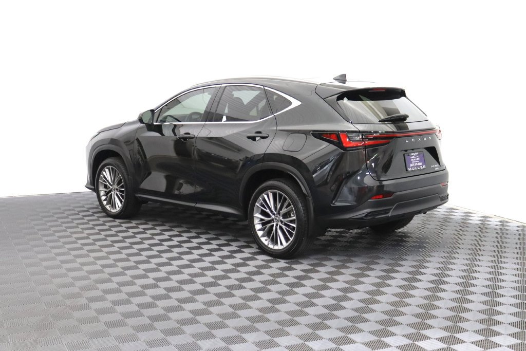 Used 2023 Lexus NX 350 AWD w/ Vision Package image 6