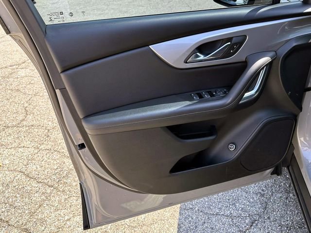 Used 2021 Chevrolet Blazer LT FWD image 15