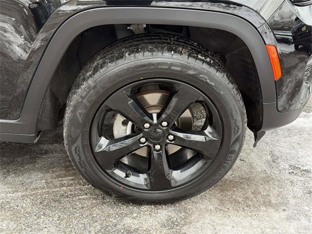 Certified 2022 Jeep Grand Cherokee Altitude image 9