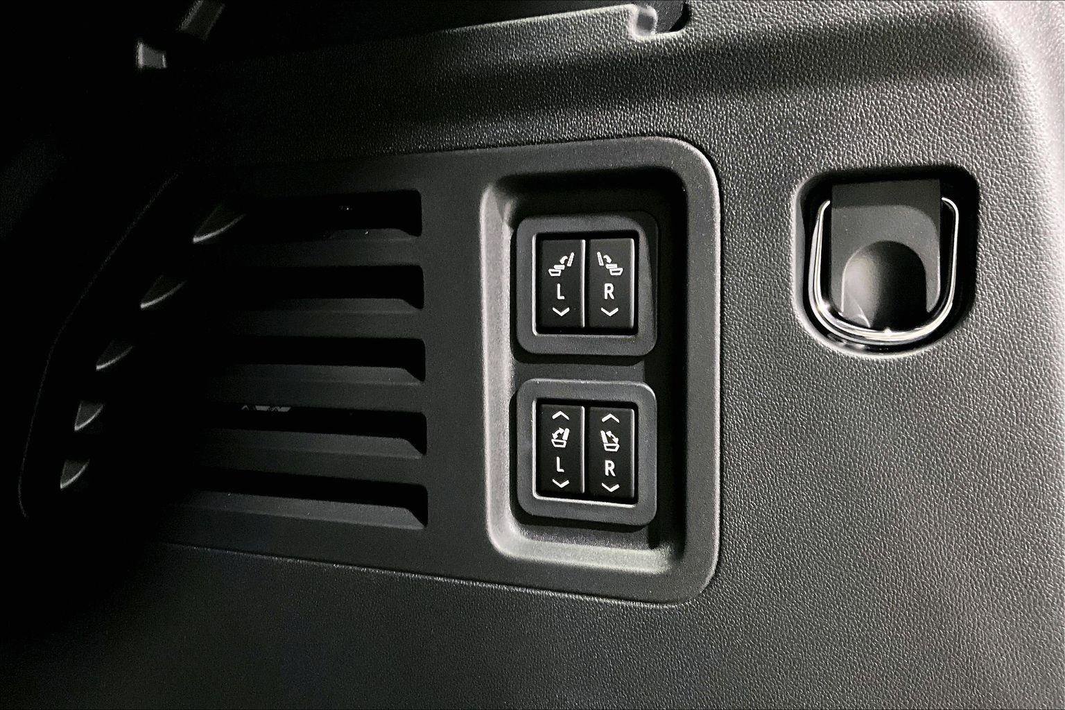 New 2026 GMC Acadia Denali w/ Super Cruise Package image 16