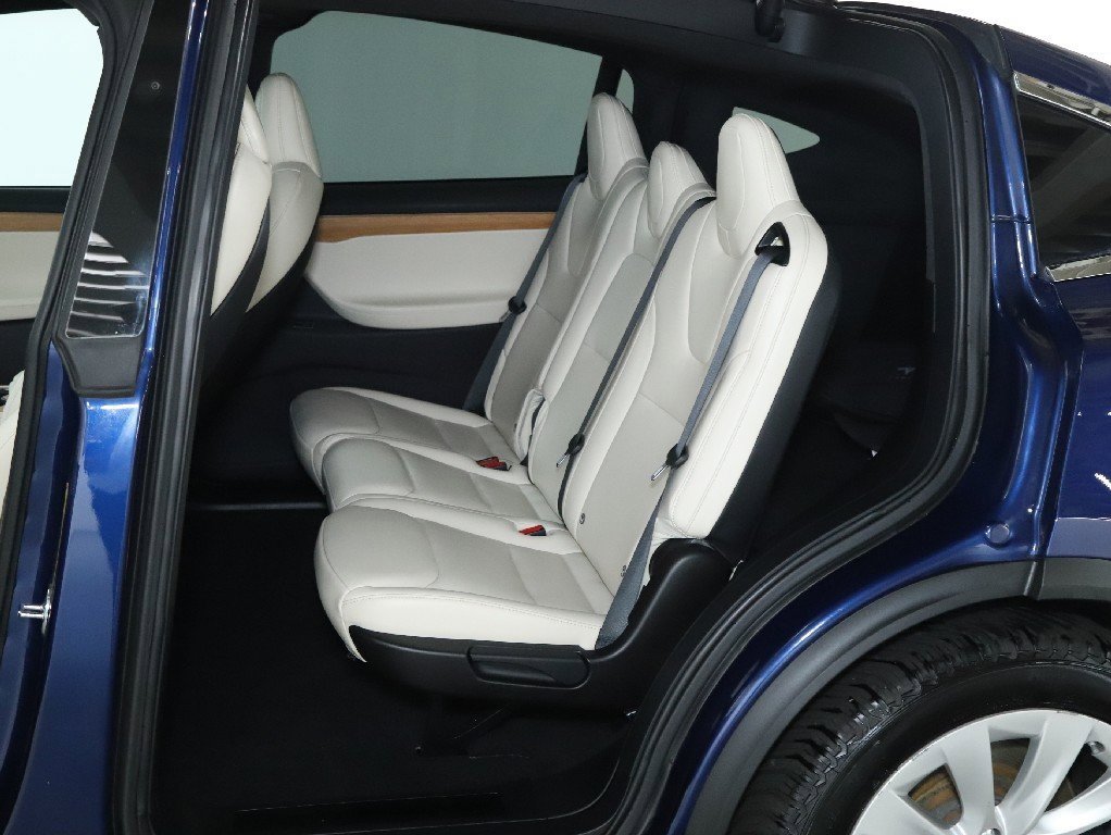 Used 2020 Tesla Model X Long Range image 27