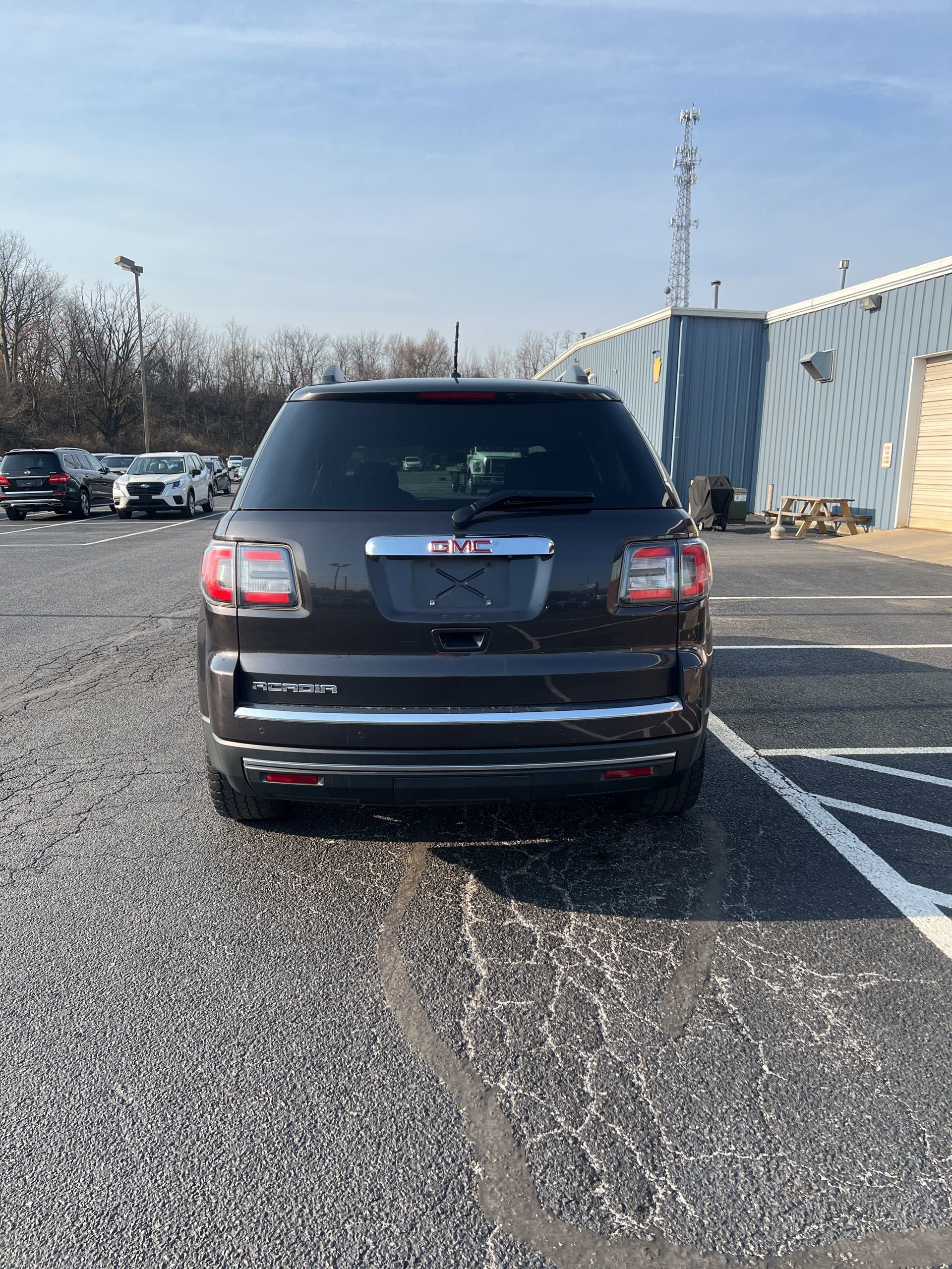 Used 2015 GMC Acadia SLE image 5