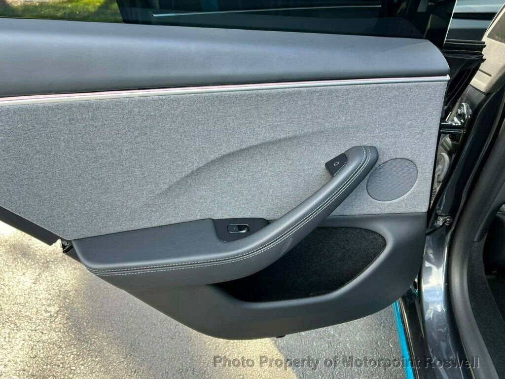Used 2024 Tesla Model 3 image 19