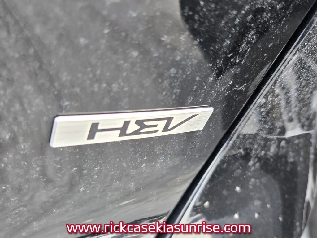 Used 2024 Kia Niro EX FWD image 10