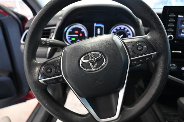 Used 2021 Toyota Camry LE FWD image 21