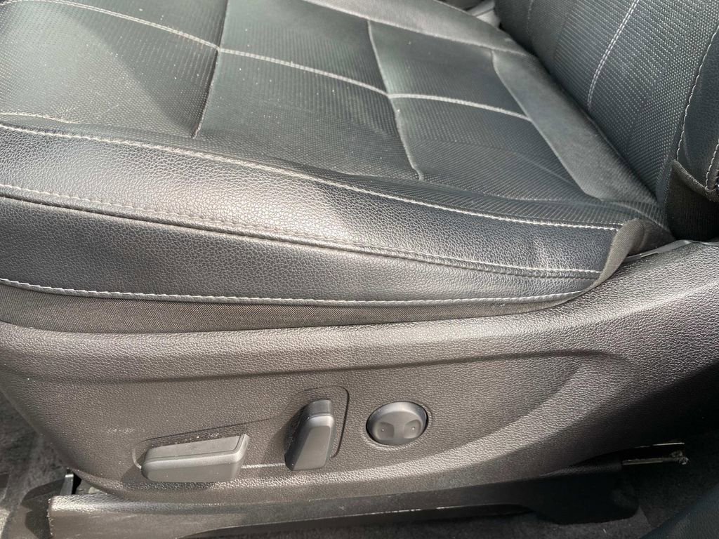 Used 2022 Kia Telluride EX w/ EX Premium Package image 23