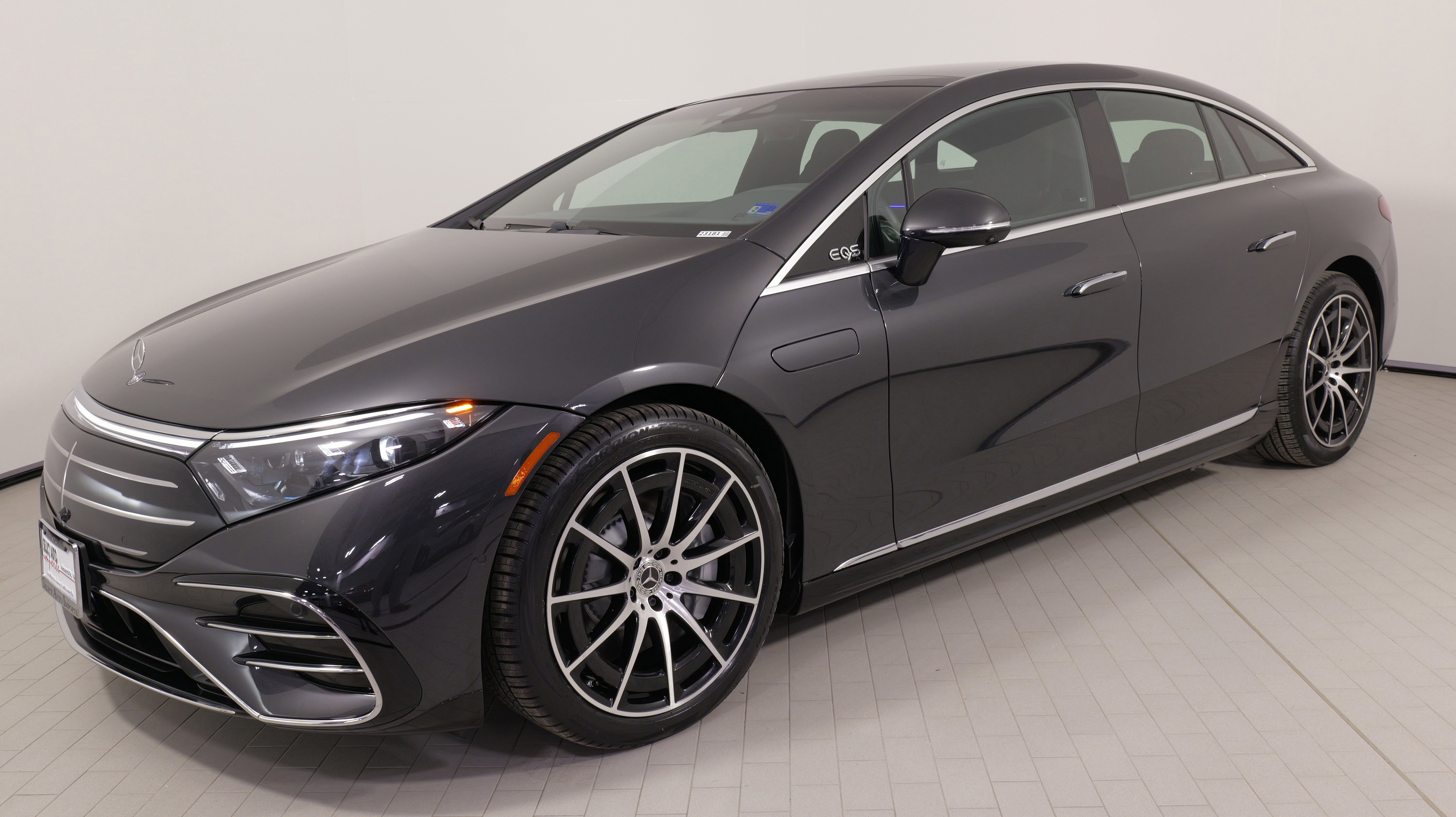 Used 2025 Mercedes-Benz EQS 580 EQS 580 4MATIC image 3