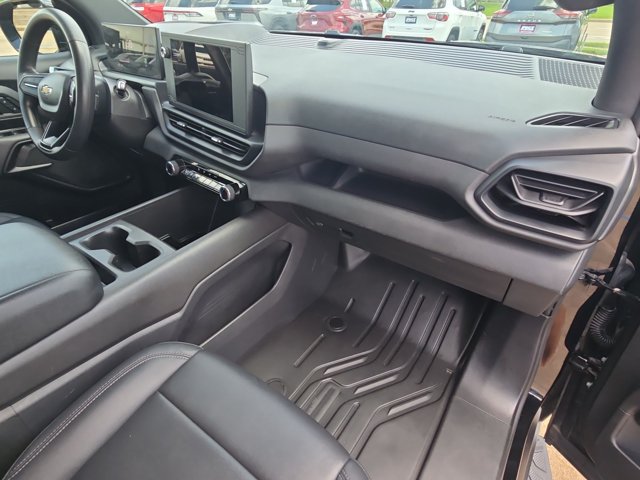Used 2024 Chevrolet Silverado EV W/T AWD/4WD image 22