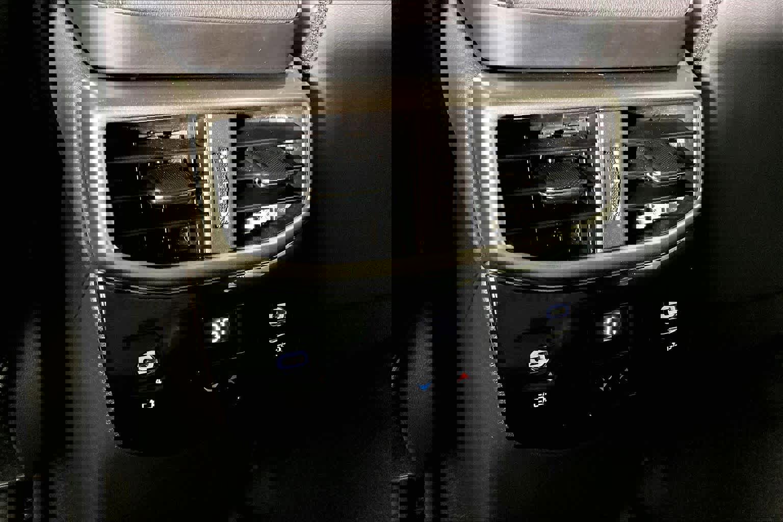 Used 2024 Lexus RX 350h image 32