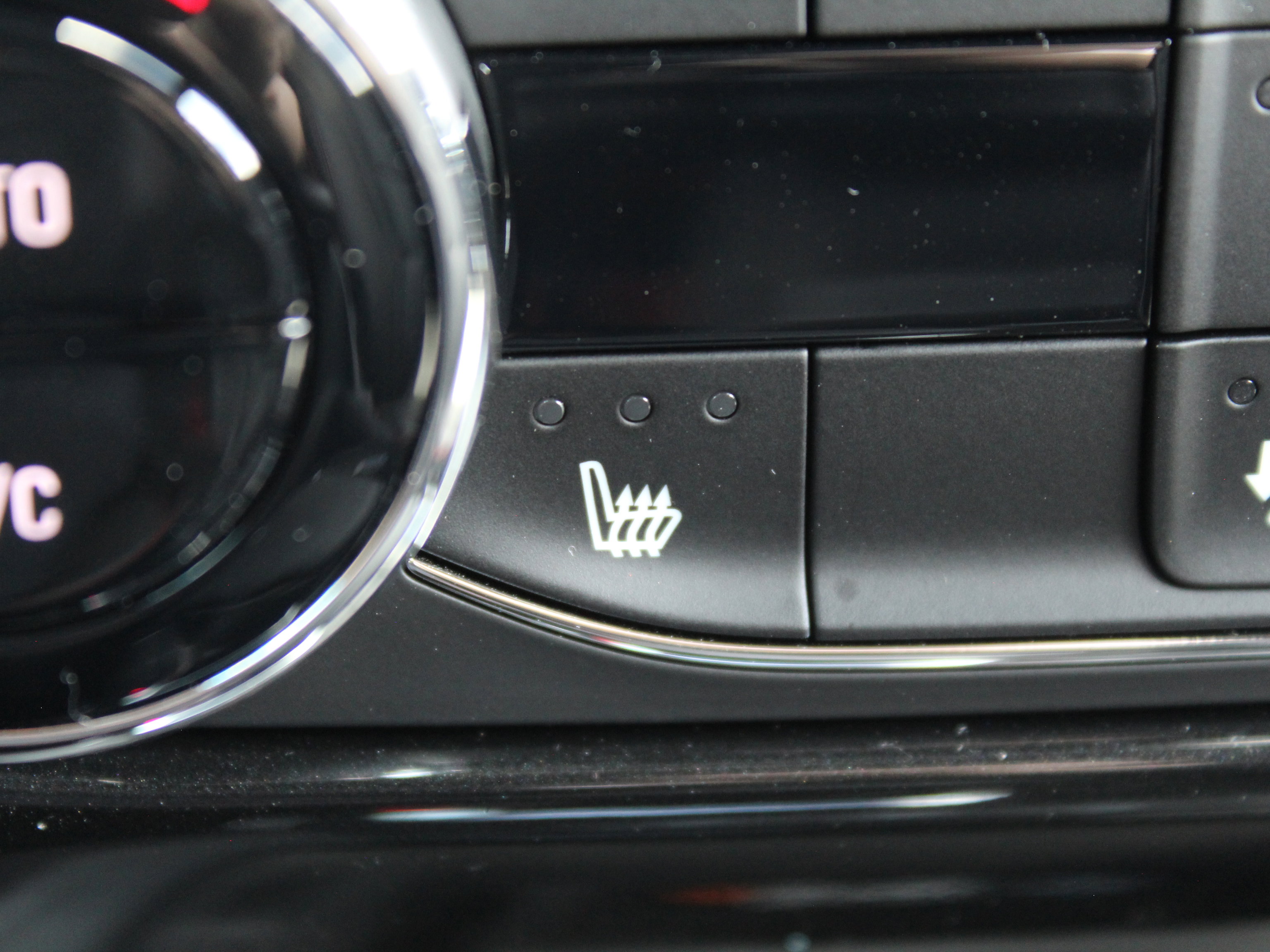 New 2026 Chevrolet TrailBlazer RS w/ Convenience Package AWD/4WD image 13