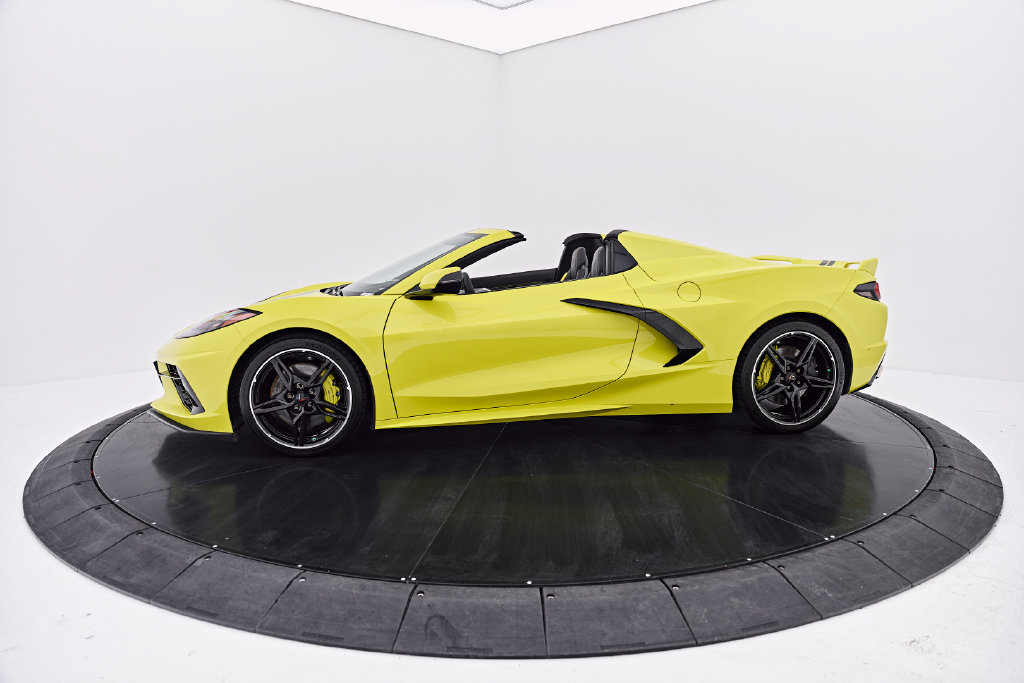 Used 2022 Chevrolet Corvette Stingray Premium Conv w/ Z51 Performance Package RWD image 23