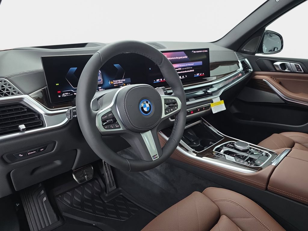 New 2026 BMW X5 xDrive50e w/ M Sport Package AWD/4WD image 16