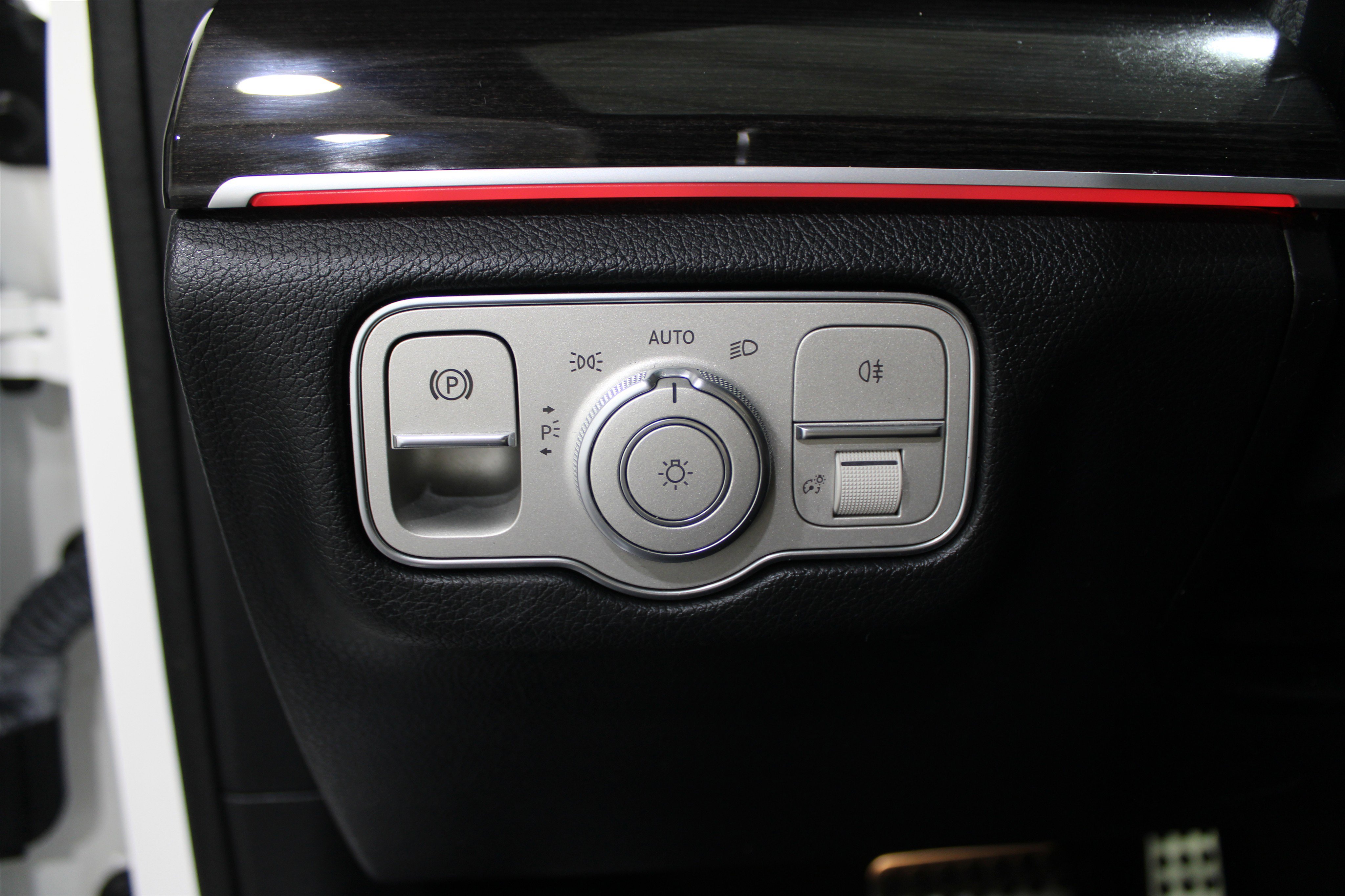 Used 2022 Mercedes-Benz GLS 450 4MATIC image 9