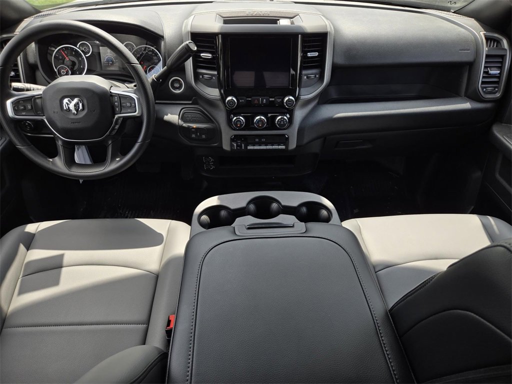 New 2025 RAM 3500 Tradesman w/ Chrome Appearance Group image 18