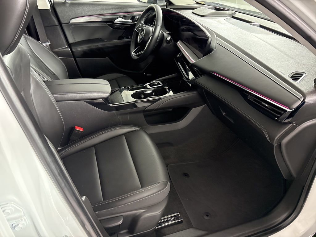 Used 2025 Buick Envision Preferred image 47