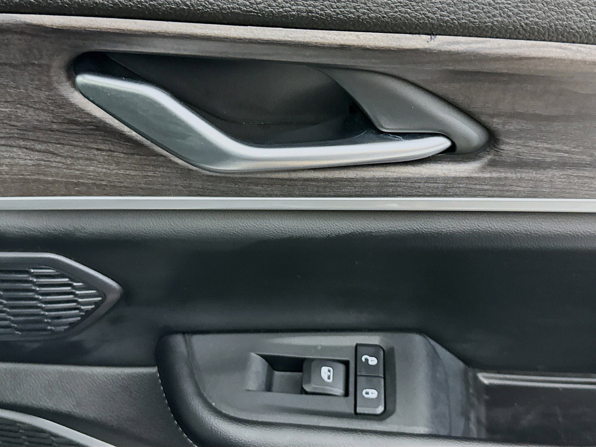 Used 2024 Jeep Grand Cherokee Limited 4xe image 30