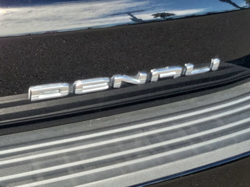 Used 2023 GMC Yukon Denali AWD/4WD image 33