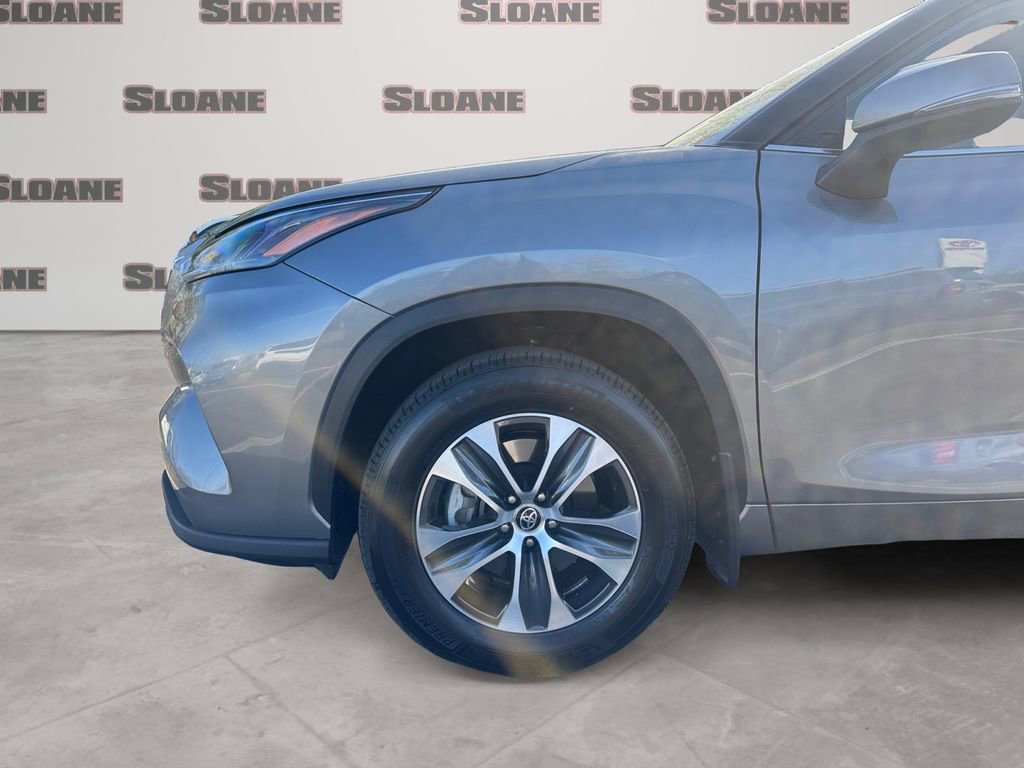 Used 2026 Toyota Highlander XLE image 14