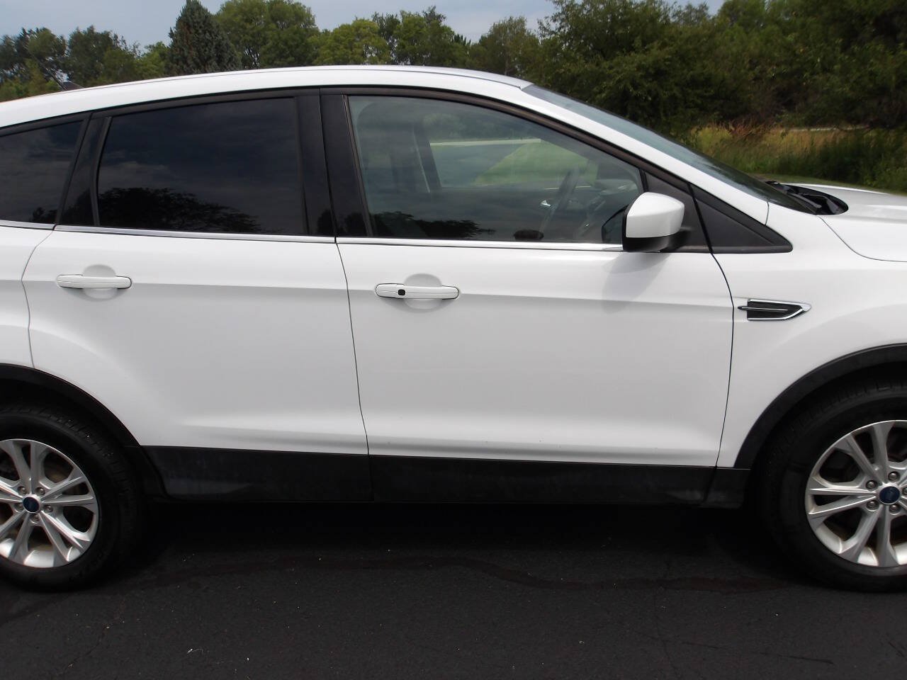 Used 2019 Ford Escape SE AWD/4WD image 32