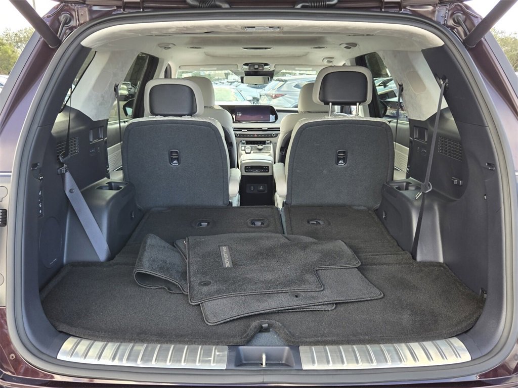 Used 2024 Hyundai Palisade Calligraphy image 15