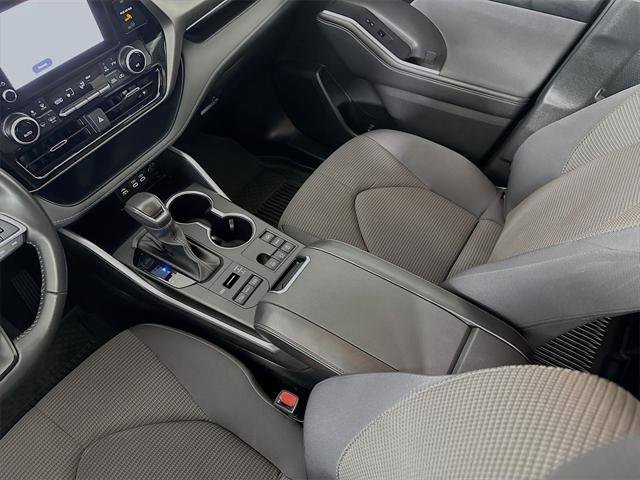 Certified 2024 Toyota Highlander LE image 26