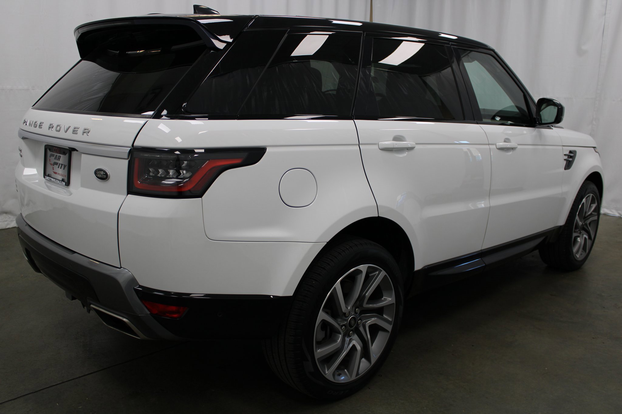 Used 2019 Land Rover Range Rover Sport HSE image 5