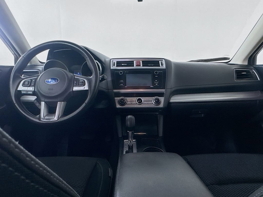 Used 2017 Subaru Outback 2.5i AWD/4WD image 13