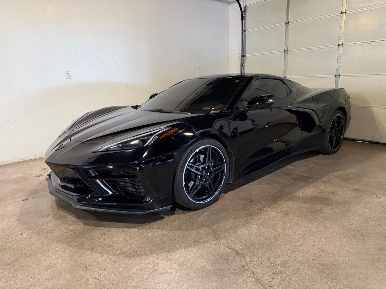 Used 2022 Chevrolet Corvette Stingray Convertible w/ Battery Protection Package RWD image 3