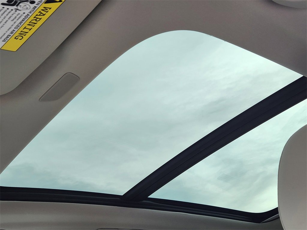 Used 2025 Volvo XC60 B5 Core w/ Protection Package Premier image 25