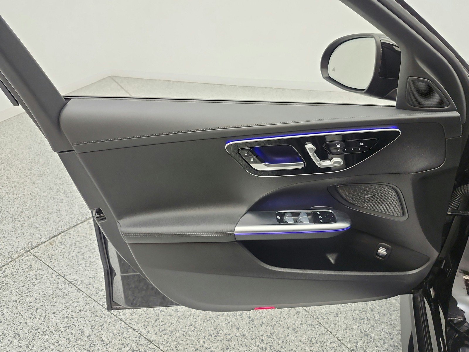 Used 2022 Mercedes-Benz C 300 Sedan image 14
