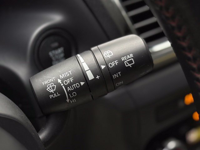 Used 2014 MAZDA MAZDA3 s Grand Touring w/ Technology Package FWD image 26