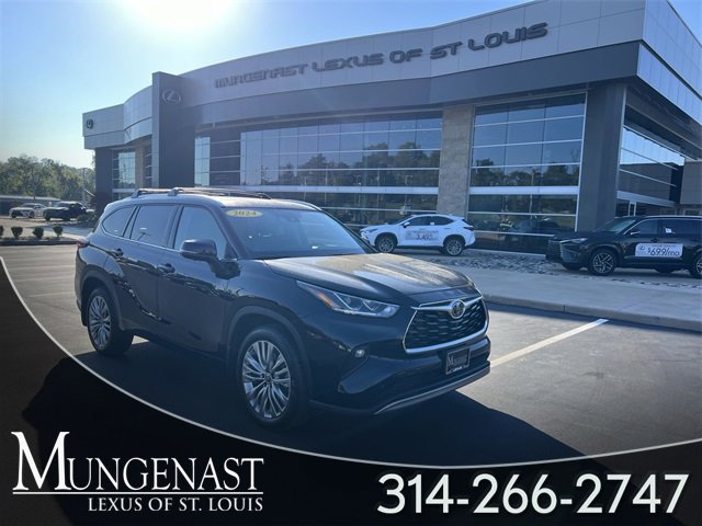 Used 2024 Toyota Highlander Platinum