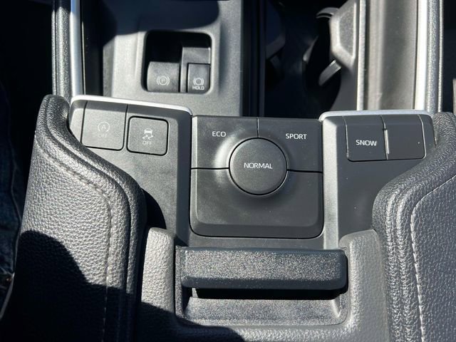 Certified 2025 Toyota Grand Highlander FWD image 33