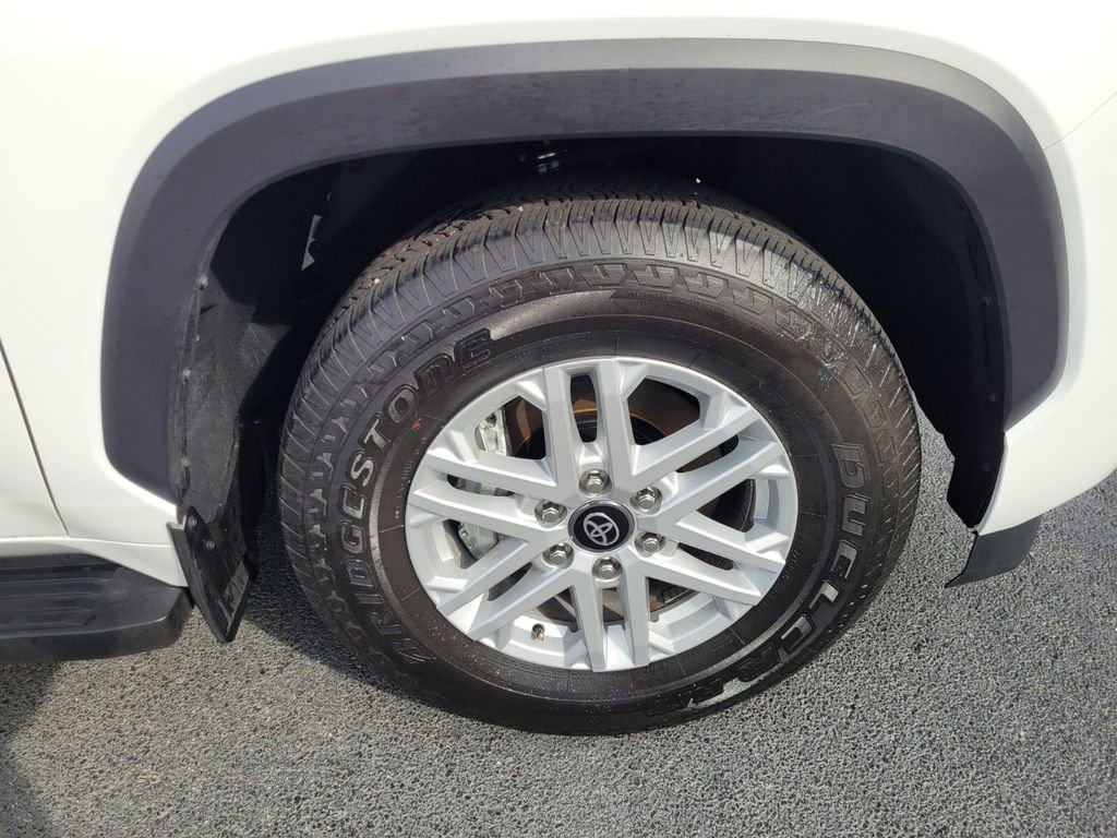 Certified 2025 Toyota Sequoia SR5 image 15