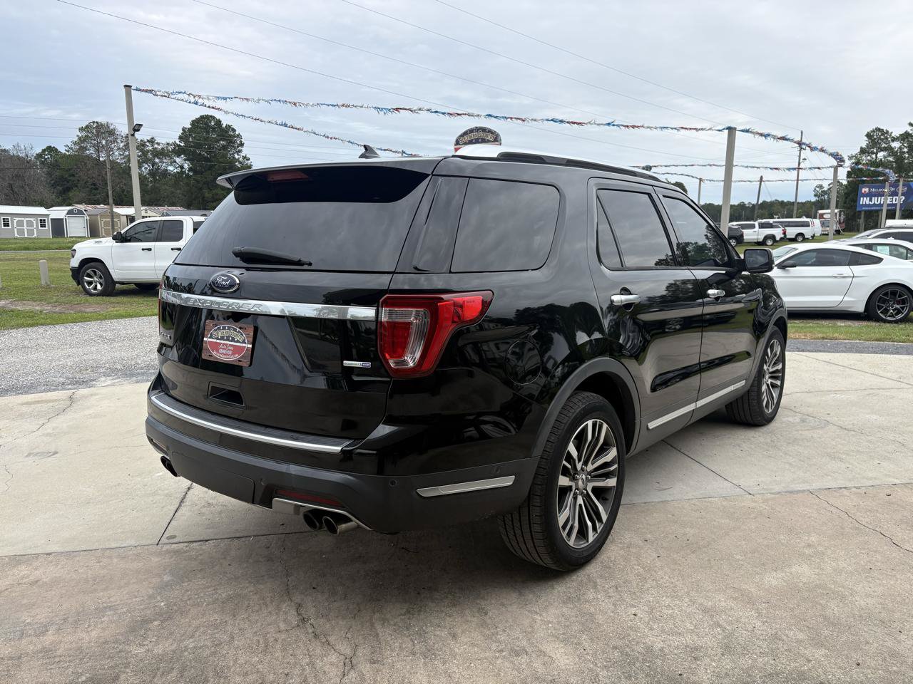 Used 2018 Ford Explorer Platinum AWD/4WD image 5