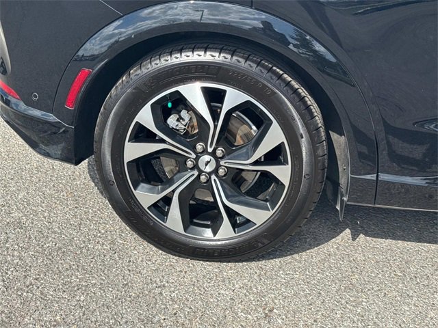 Used 2021 Ford Mustang Mach-E Premium image 12