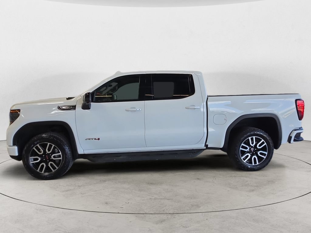 Used 2025 GMC Sierra 1500 AT4 w/ Technology Package AWD/4WD image 8