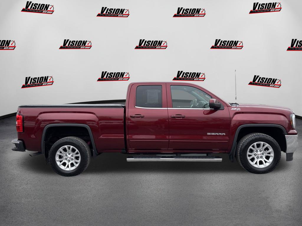 Used 2017 GMC Sierra 1500 SLE w/ SLE Value Package AWD/4WD image 4