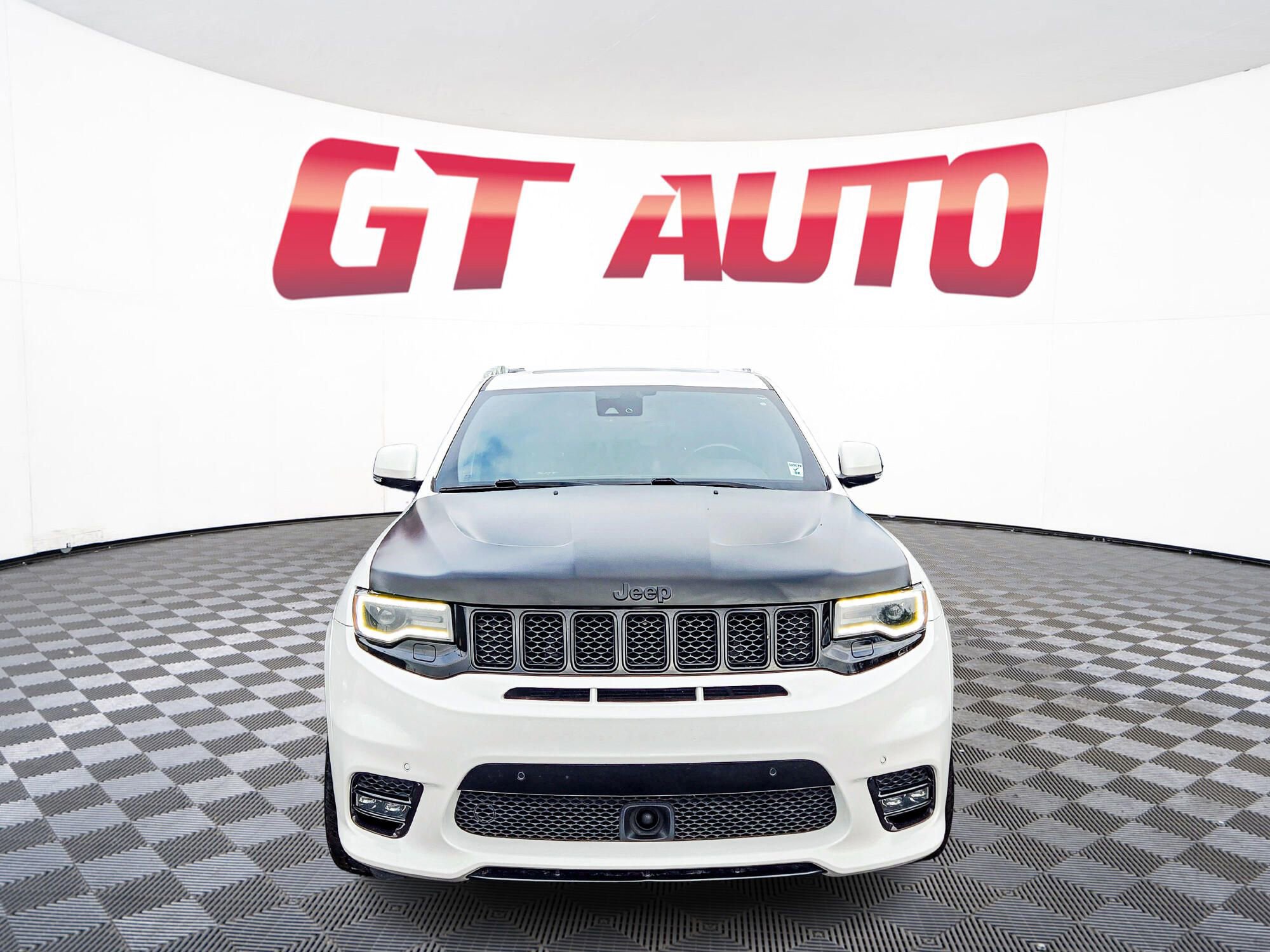 Used 2021 Jeep Grand Cherokee SRT AWD/4WD image 2