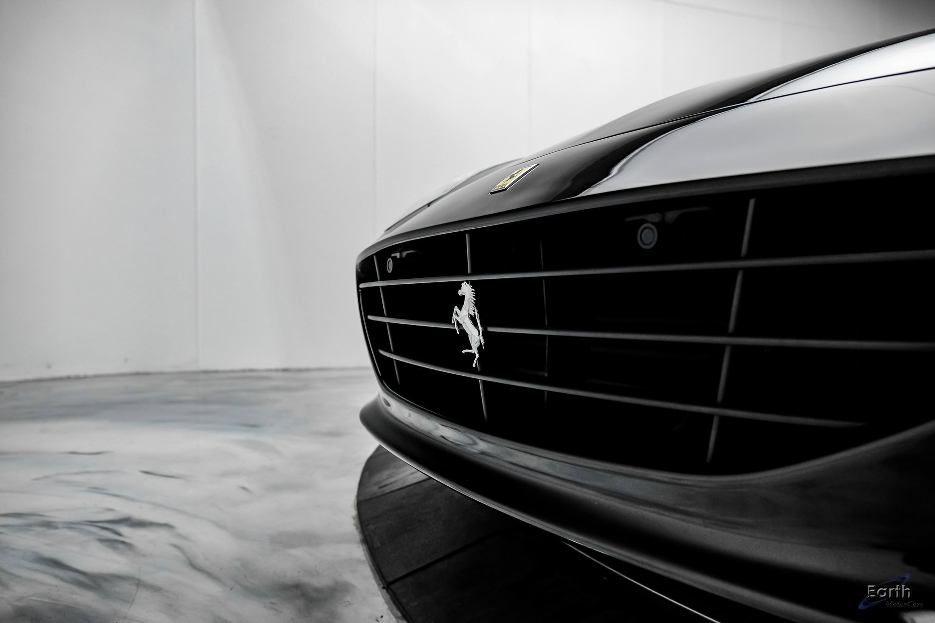 Used 2016 Ferrari California T image 34