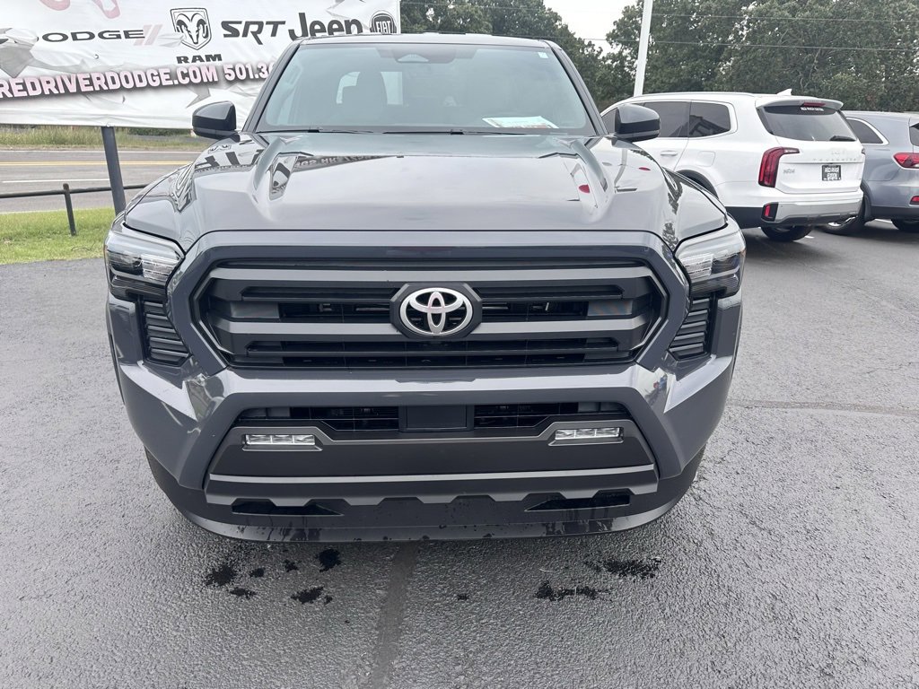 Used 2025 Toyota Tacoma SR5 image 29