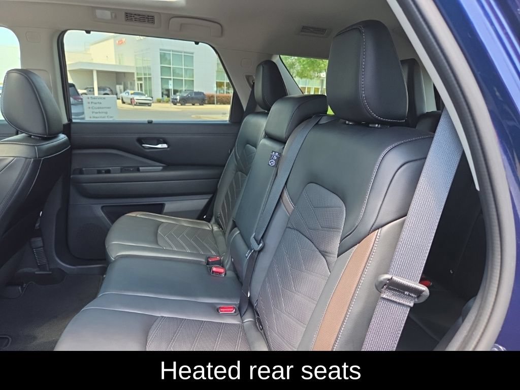 Certified 2024 Nissan Pathfinder Platinum w/ Cargo Package FWD image 27