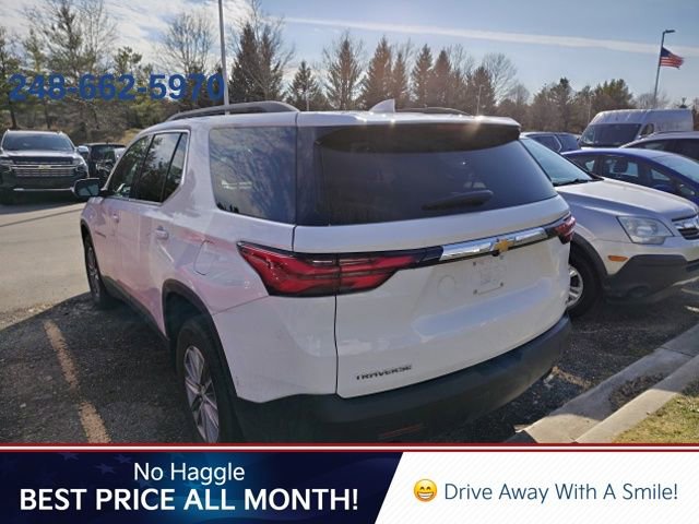 Used 2023 Chevrolet Traverse LT image 2